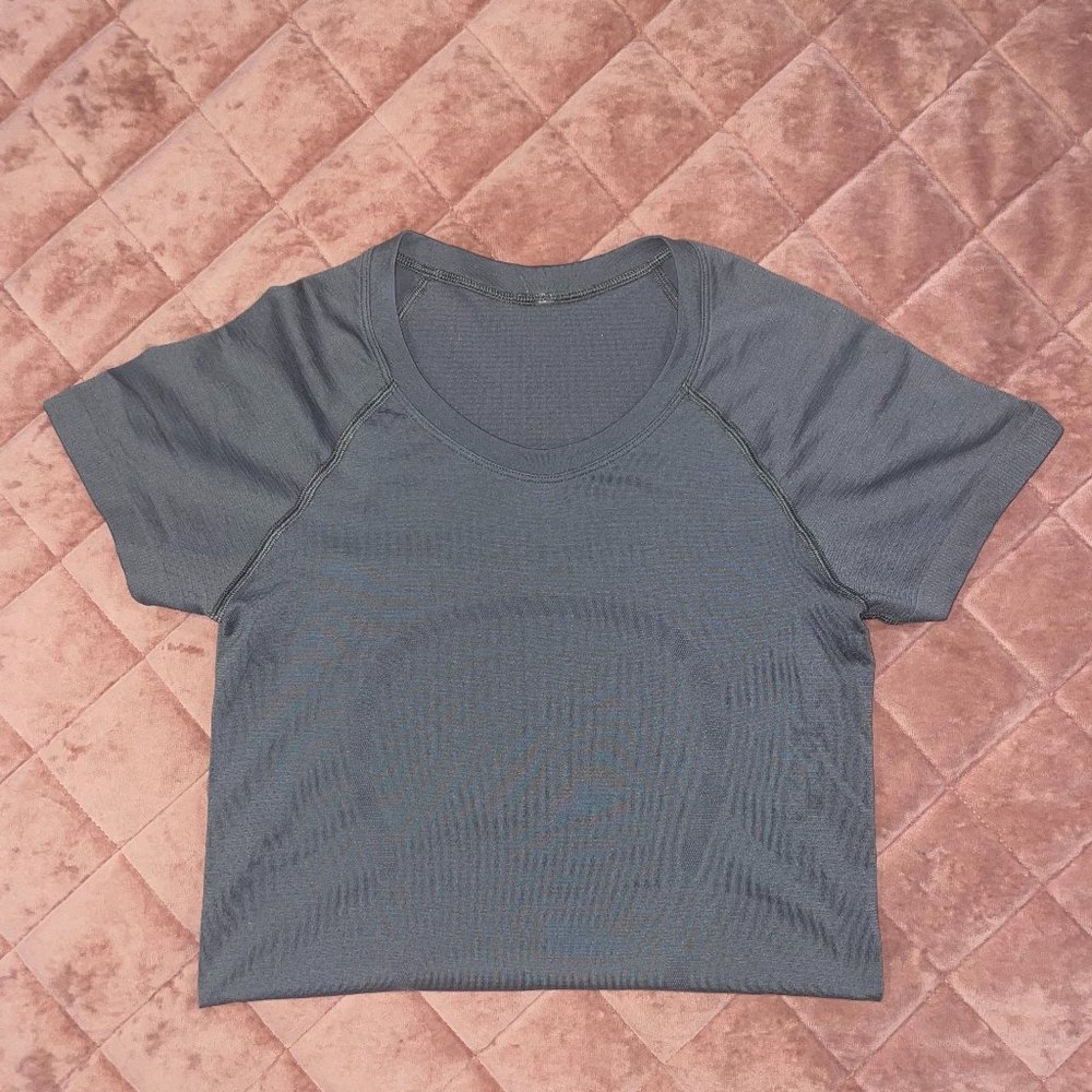 Lululemon Grey Sage Swiftly Tech Short Sleeve 2.0